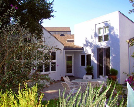 MODERN OASIS